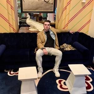 Meet your Posher, Andrew